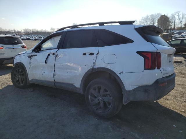 5XYRLDLC4PG172967 - 2023 KIA SORENTO S WHITE photo 2