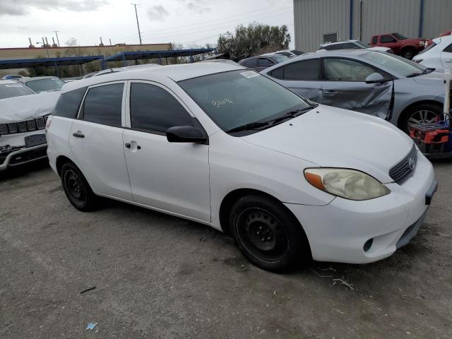 2T1KR32EX7C661477 - 2007 TOYOTA COROLLA MA XR WHITE photo 4