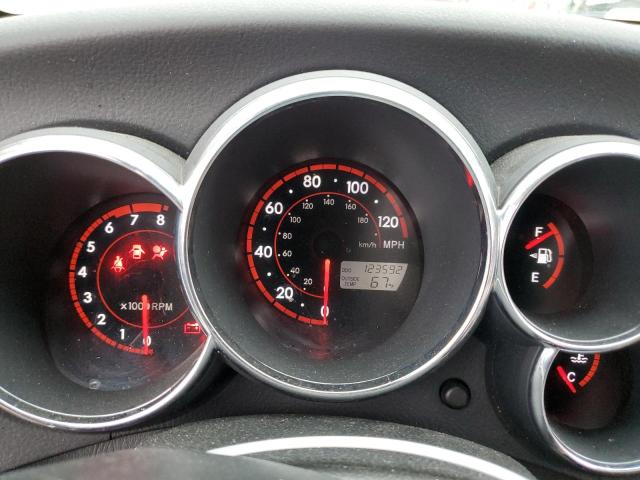 2T1KR32EX7C661477 - 2007 TOYOTA COROLLA MA XR WHITE photo 9