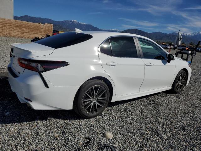 4T1G11AK1RU877129 - 2024 TOYOTA CAMRY SE NIGHT SHADE WHITE photo 3