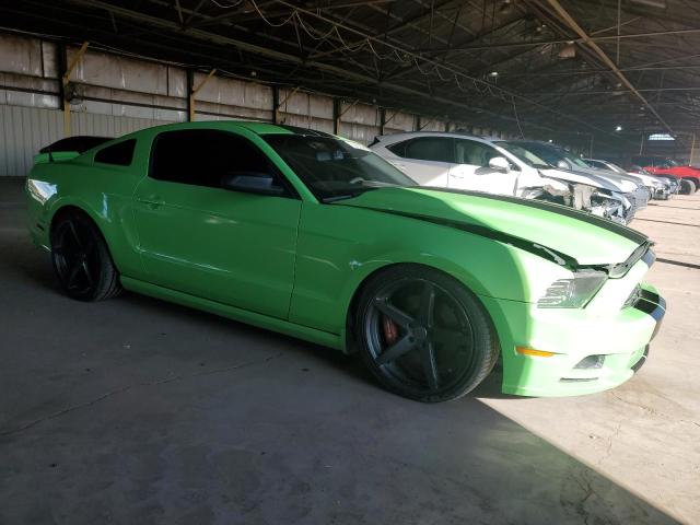 1ZVBP8AM2D5224350 - 2013 FORD MUSTANG GREEN photo 4