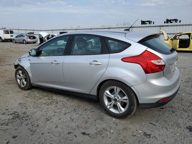 1FADP3K20EL208386 - 2014 FORD FOCUS SE SILVER photo 2