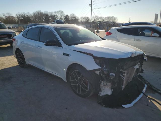 5XXGW4L24LG431882 - 2020 KIA OPTIMA SX WHITE photo 4