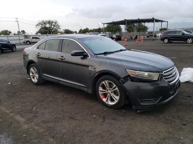 1FAHP2E8XFG177962 - 2015 FORD TAURUS SEL GRAY photo 4