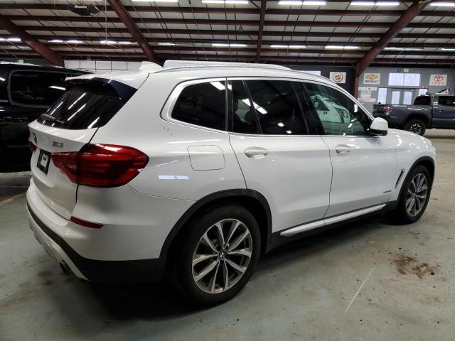 5UXTR9C56JLC77087 - 2018 BMW X3 XDRIVE30I WHITE photo 3