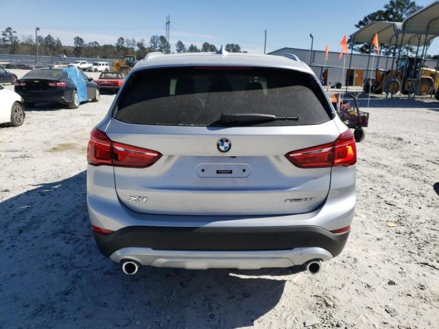 WBXJG9C08M5T66350 - 2021 BMW X1 XDRIVE2 SILVER photo 6