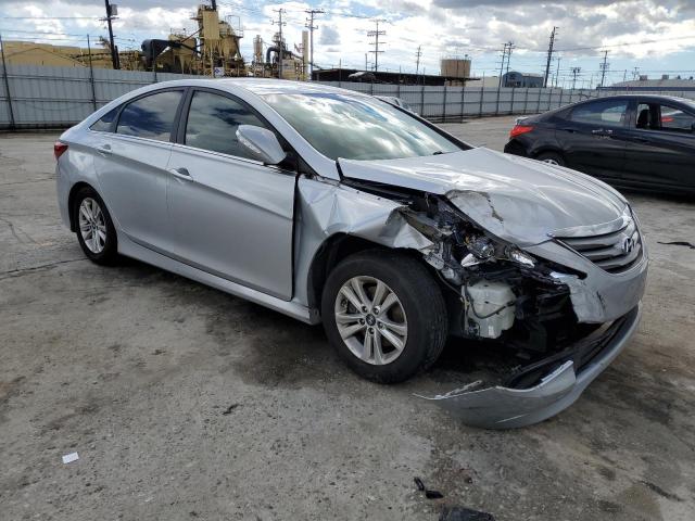 5NPEB4AC6EH861029 - 2014 HYUNDAI SONATA GLS SILVER photo 4