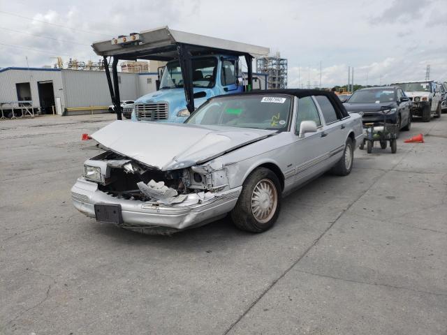 1LNLM83W2TY708655 - 1996 LINCOLN TOWN CARTIER SILVER photo 2