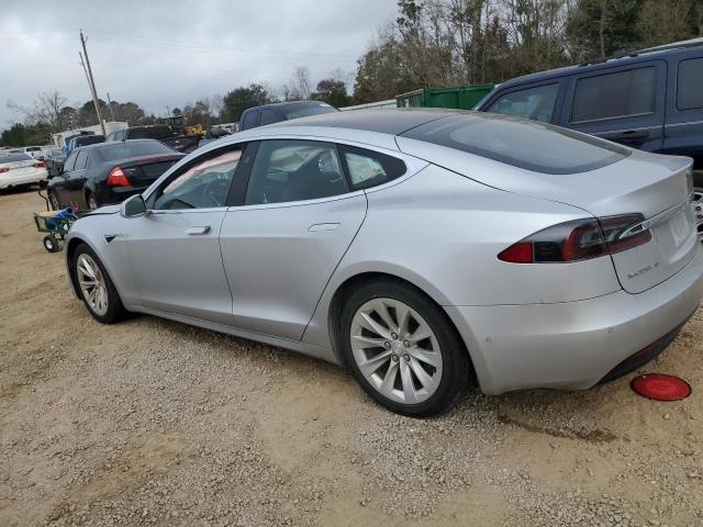 5YJSA1E10HF231362 - 2017 TESLA MODEL S SILVER photo 2