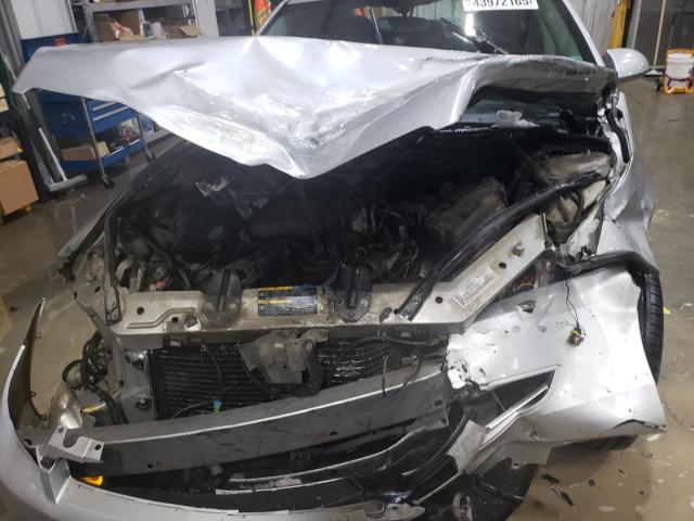 2G1WB58K779315703 - 2007 CHEVROLET IMPALA LS SILVER photo 11