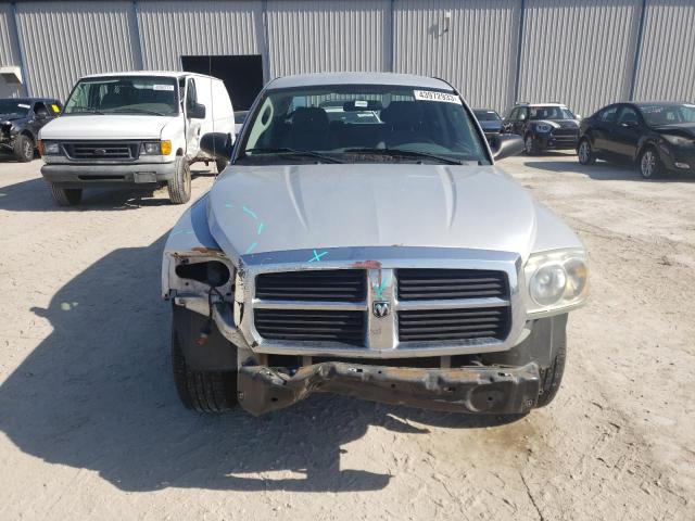 1D7HE28K87S261290 - 2007 DODGE DAKOTA QUAD SILVER photo 5