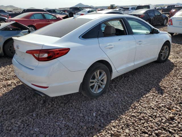 5NPE24AF3FH259040 - 2015 HYUNDAI SONATA SE WHITE photo 3