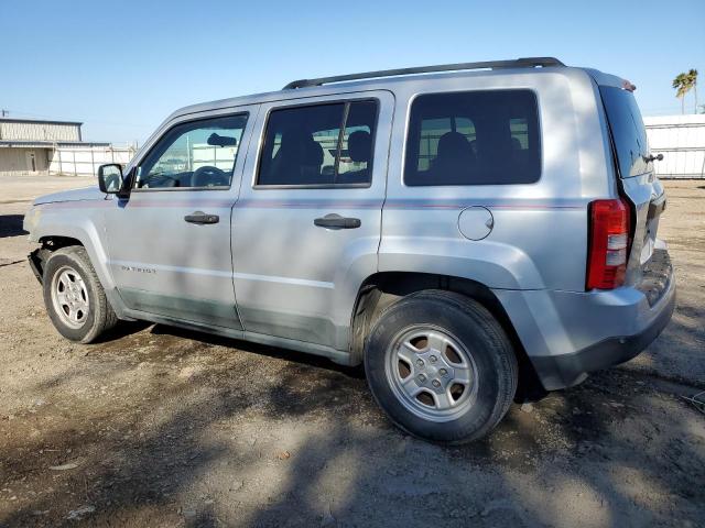 1J4NT1GAXBD160149 - 2011 JEEP PATRIOT SPORT SILVER photo 2