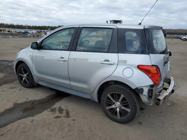 JTKKT624050100974 - 2005 TOYOTA SCION XA SILVER photo 2