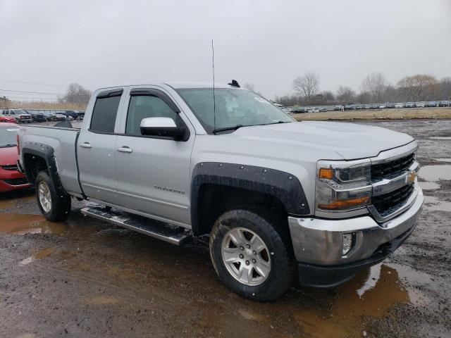 1GCVKREH0HZ102067 - 2017 CHEVROLET silverado K1500 LT SILVER photo 4