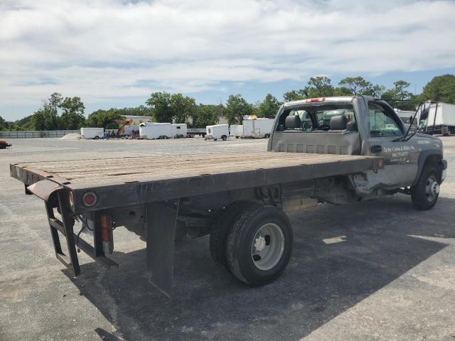 1GBJC34U26E257428 - 2006 CHEVROLET silverado C3500 GRAY photo 3