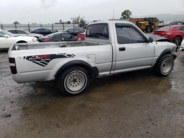 4TARN81A7NZ037107 - 1992 TOYOTA PICKUP 1/2 TON SHORT WHEELBASE STB SILVER photo 3