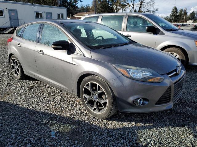 1FADP3K22DL287400 - 2013 FORD FOCUS SE GRAY photo 4