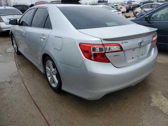 4T1BF1FK4DU271126 - 2013 TOYOTA CAMRY L SILVER photo 2