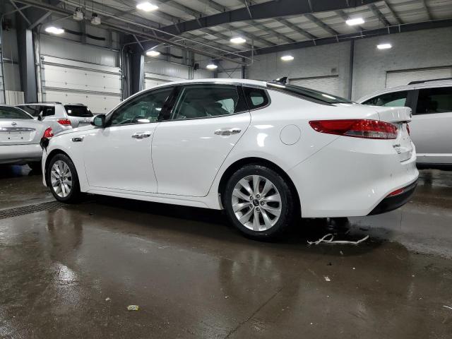 5XXGU4L3XGG112295 - 2016 KIA OPTIMA EX WHITE photo 2