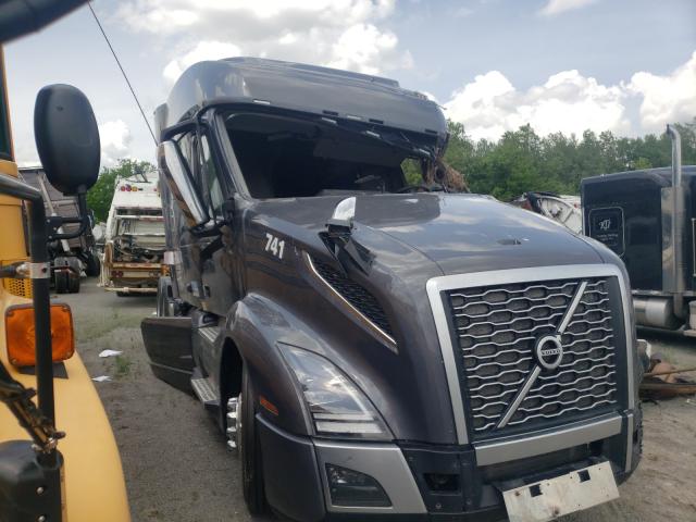 4V4NC9EJ1KN204478 - 2019 VOLVO VN VNL GRAY photo 1