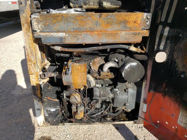 B38V18450 - 2019 BOBCAT S70 TWO TONE photo 7