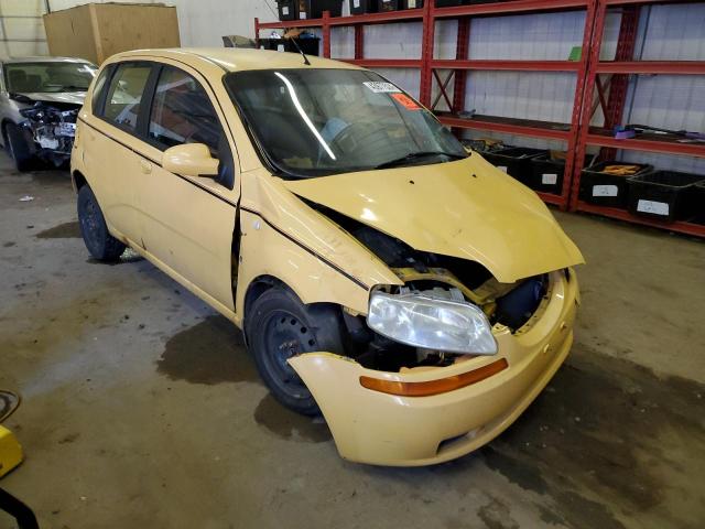 KL1TD66667B733725 - 2007 CHEVROLET AVEO LS BASE YELLOW photo 4