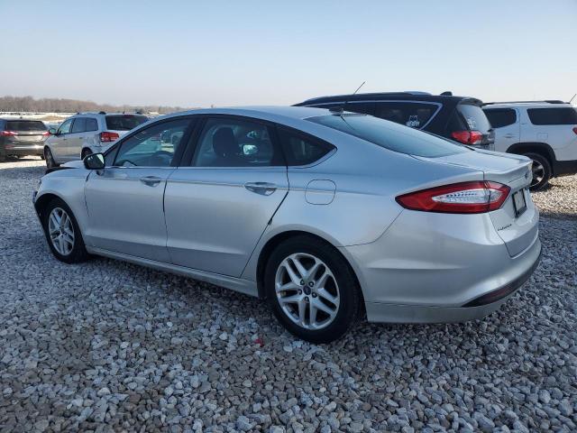 3FA6P0H70GR152576 - 2016 FORD FUSION SE SILVER photo 2