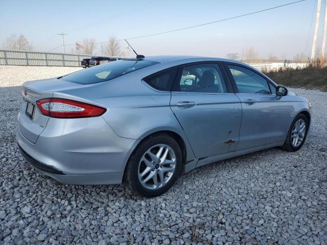 3FA6P0H70GR152576 - 2016 FORD FUSION SE SILVER photo 3