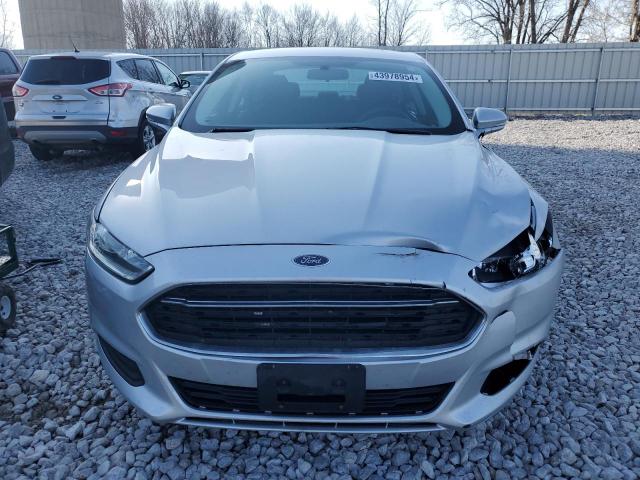 3FA6P0H70GR152576 - 2016 FORD FUSION SE SILVER photo 5