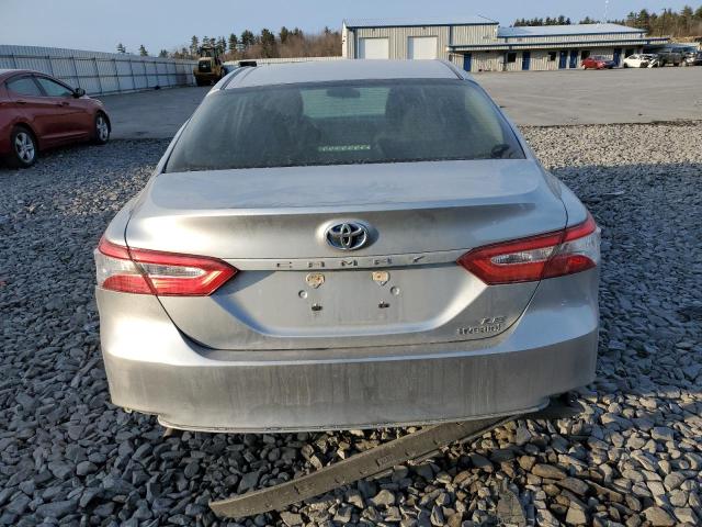 4T1B31HK8JU506032 - 2018 TOYOTA CAMRY LE SILVER photo 6