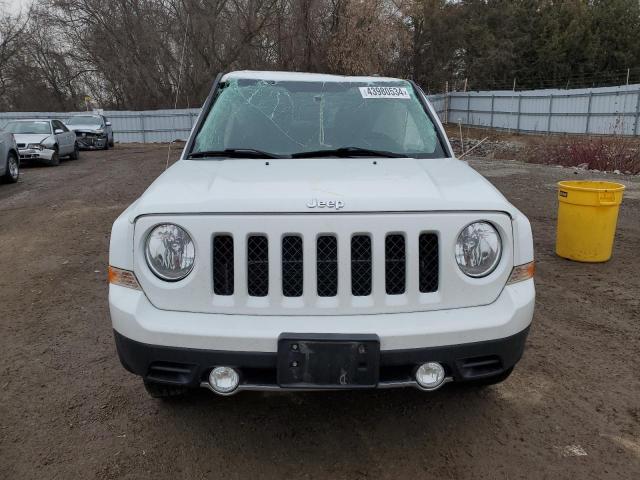 1C4NJRAB6GD721658 - 2016 JEEP PATRIOT WHITE photo 5