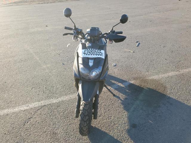 LYDY8TKH4P1500220 - 2023 YIBEN 8 SERIES BLACK photo 2