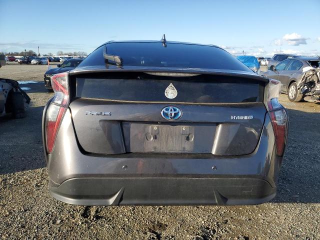 JTDKARFU1J3545869 - 2018 TOYOTA PRIUS GRAY photo 6