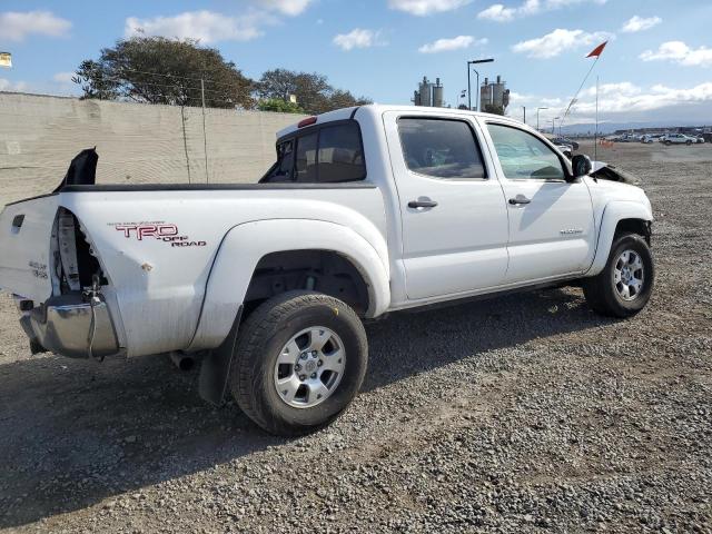 3TMJU62N18M061807 - 2008 TOYOTA TACOMA DOUBLE CAB PRERUNNER WHITE photo 3