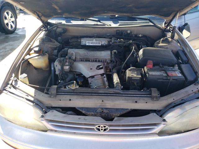 JT2BG12K9T0389467 - 1996 TOYOTA CAMRY DX SILVER photo 11