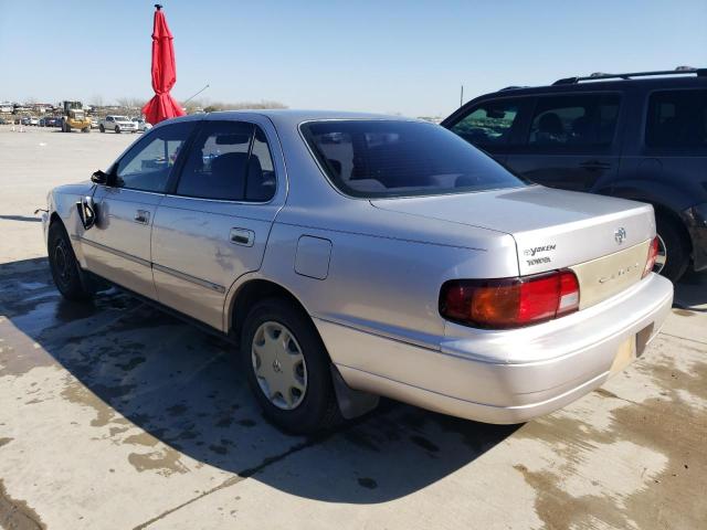 JT2BG12K9T0389467 - 1996 TOYOTA CAMRY DX SILVER photo 2