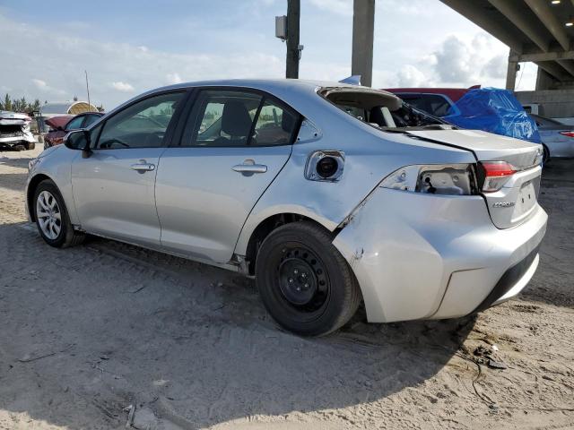 JTDEPRAE6LJ090897 - 2020 TOYOTA COROLLA LE SILVER photo 2