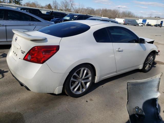 1N4BL24E09C190093 - 2009 NISSAN ALTIMA 3.5SE WHITE photo 3