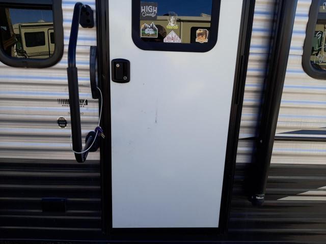 4YDT17917KW151526 - 2019 SPRI TRAVEL TRL SILVER photo 5