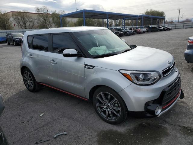 KNDJX3AA4K7663705 - 2019 KIA SOUL ! SILVER photo 4