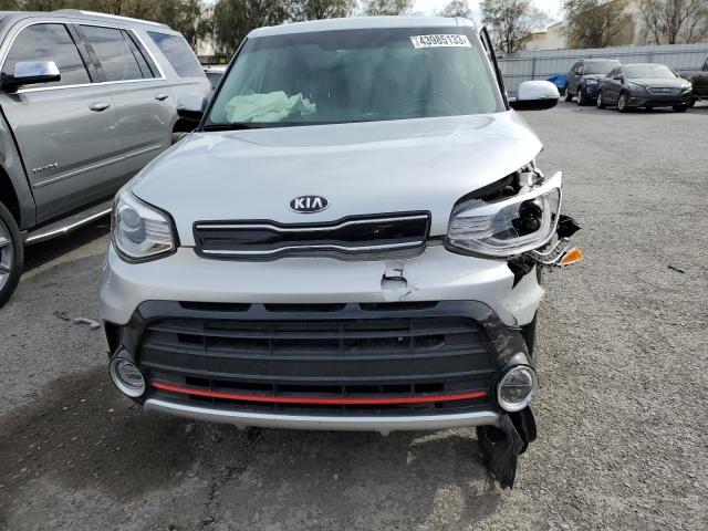 KNDJX3AA4K7663705 - 2019 KIA SOUL ! SILVER photo 5