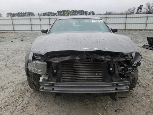 1ZVBP8AM3D5235325 - 2013 FORD MUSTANG GRAY photo 5