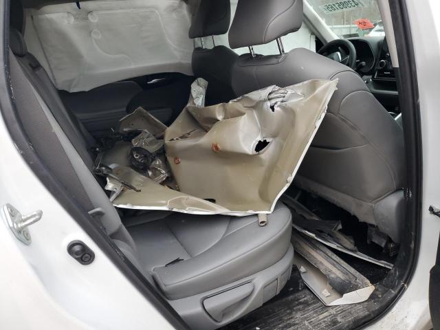 5TDGZRBH4NS576979 - 2022 TOYOTA HIGHLANDER XLE 白色 照片 13