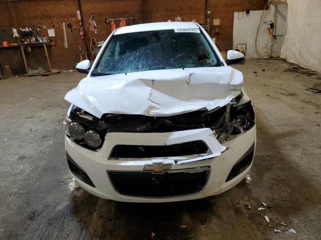 1G1JA6SH9G4111875 - 2016 CHEVROLET SONIC LS თეთრი ფოტო 5