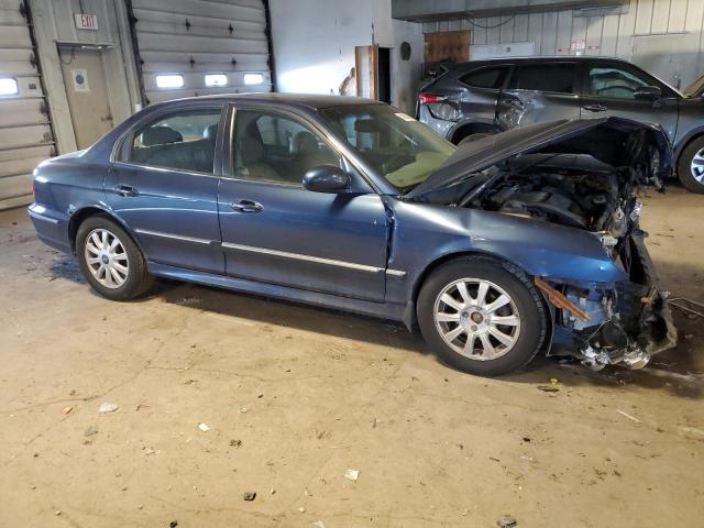 KMHWF35H85A094635 - 2005 HYUNDAI SONATA GLS BLUE photo 4