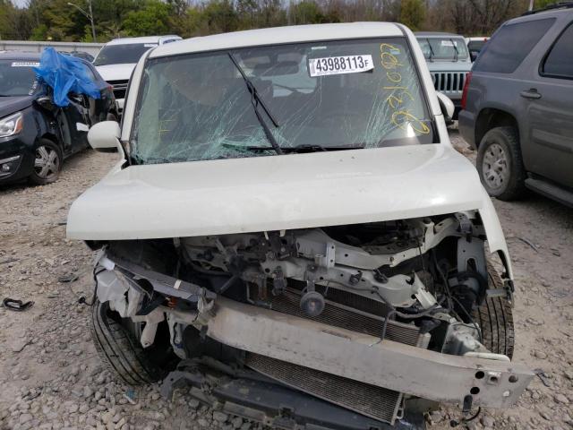 JN8AZ28R99T124227 - 2009 NISSAN CUBE BASE WHITE photo 5