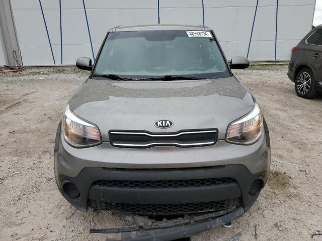 KNDJN2A2XH7446113 - 2017 KIA SOUL GRAY photo 5