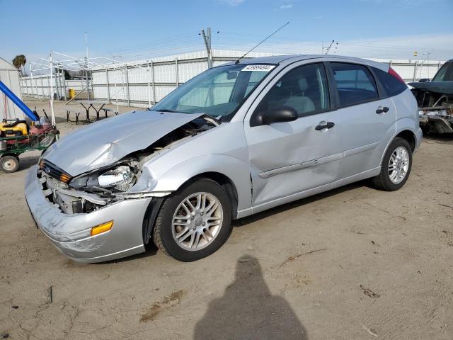 3FAFP37Z64R128623 - 2004 FORD FOCUS ZX5 SILVER photo 1