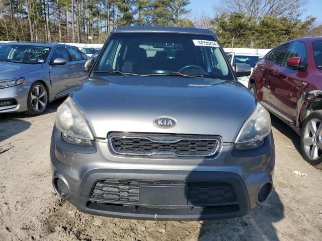 KNDJT2A68C7411457 - 2012 KIA SOUL + SILVER photo 5